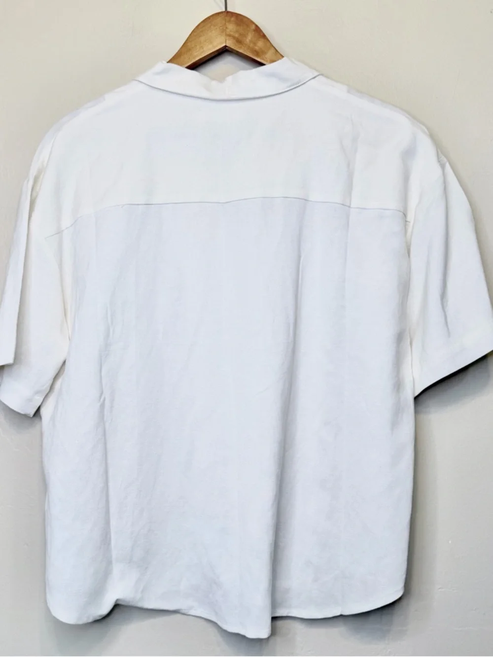 Mod Ref | Crisp Linen Button Front Short Sleeve Relaxed Cropped Chic Shirt Top - Picture 4 of 11